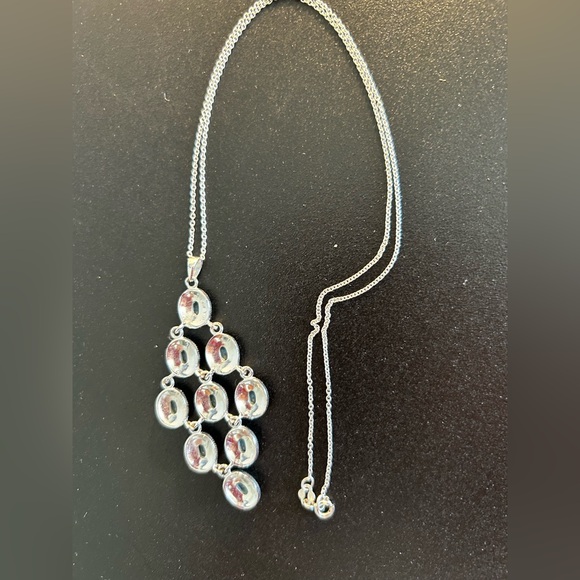 WOLF & BADGER Sterling Silver Sapphire Cubic Zirconia Dangle Pendant Necklace
￼ - Picture 8 of 10